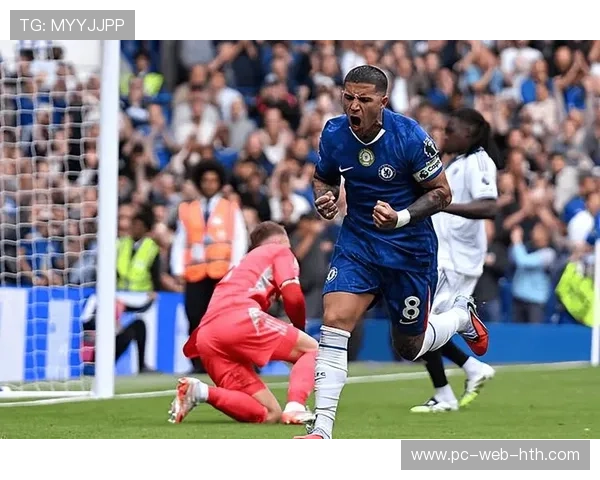 争议判罚频现:谢尔基中圈破门无效引双方不满,英超官方三点说明回应 争议判罚频现:谢尔基中圈破门无效引双方不满,英超官方三点说明回应